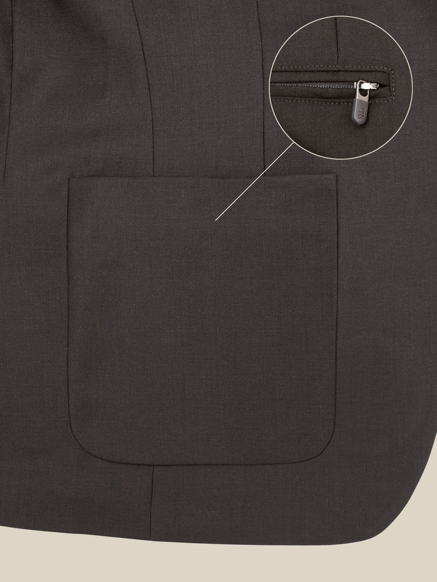 Stylish men's grey wool blazer with welt chest pocket and functional inside pockets