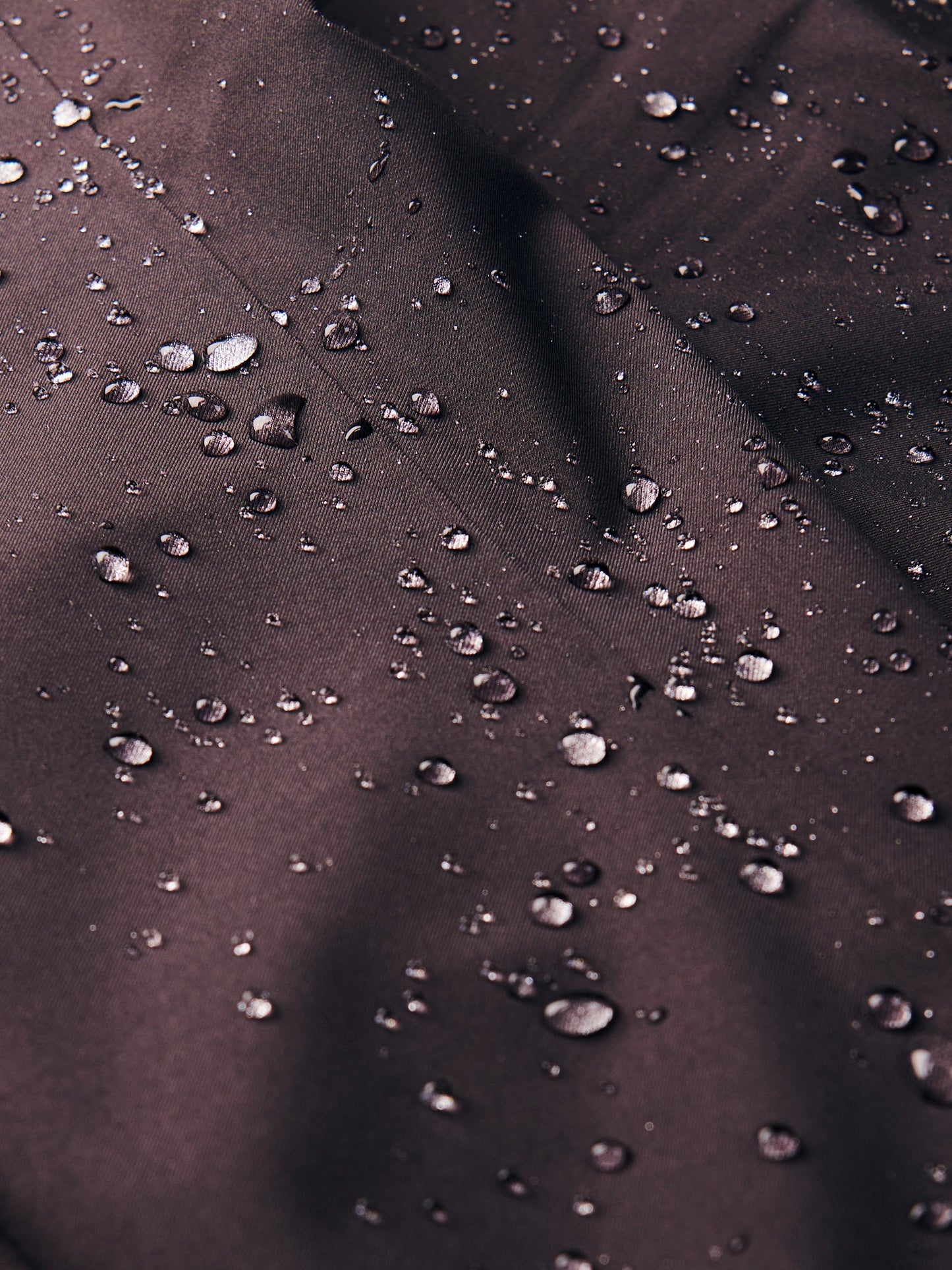Men's lightweight trench coat in Obsidian Black