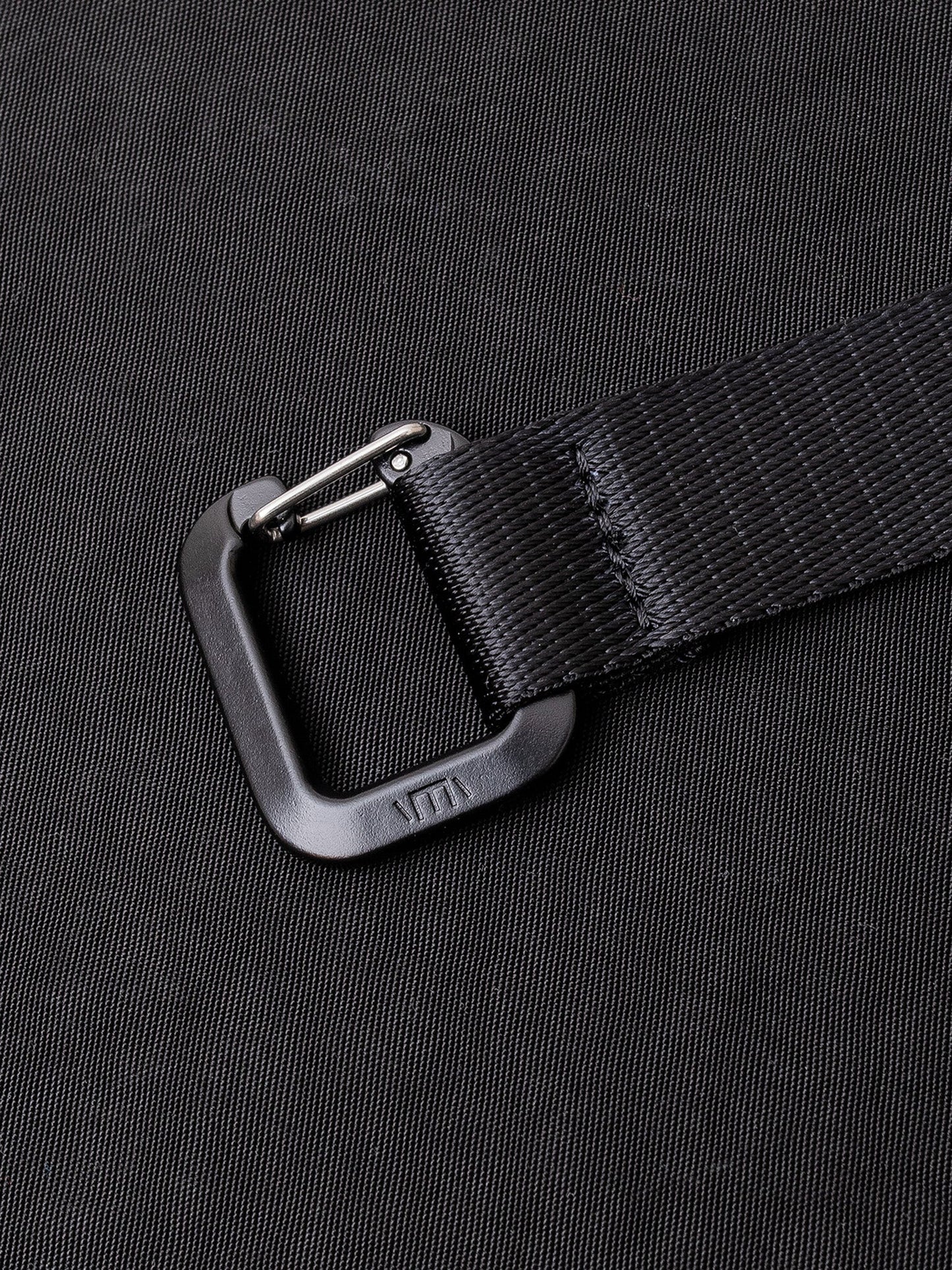 Shoulder straps for backpack with quick-release buckles