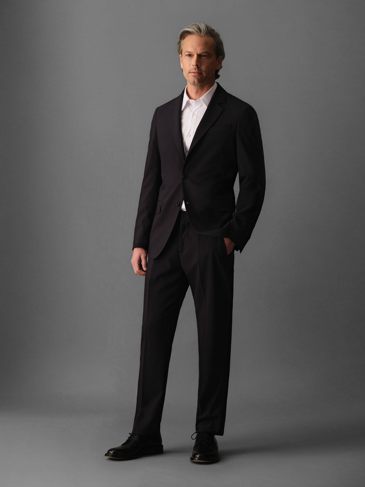 The C-suite All-Season Blazer - Nordic Blue