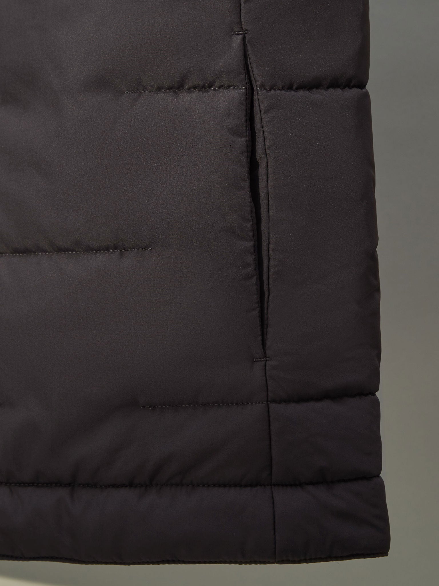 Classic men's grey gilet that never goes out of style.