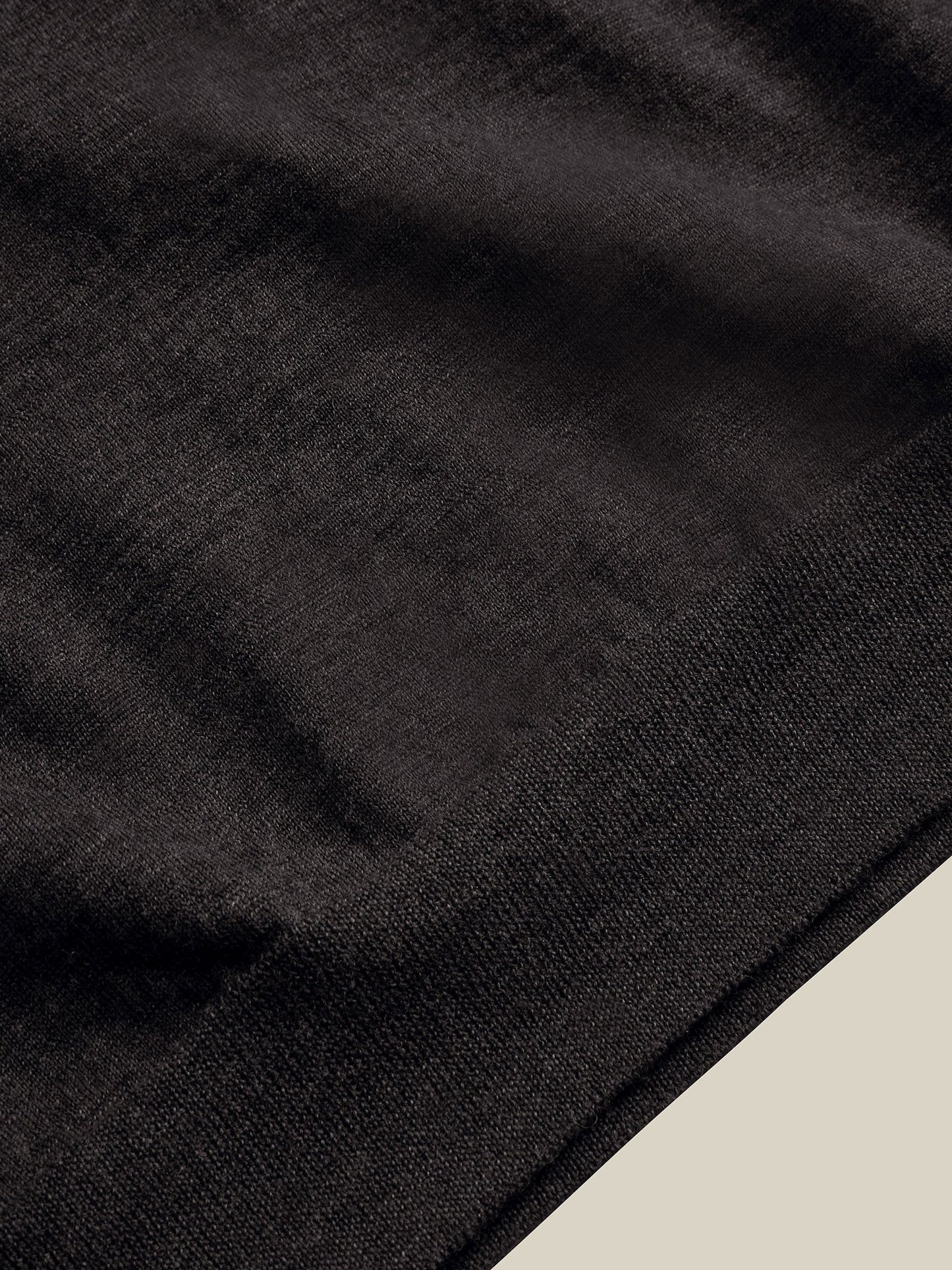 grey merino wool jumper, perfect for comfort and style.