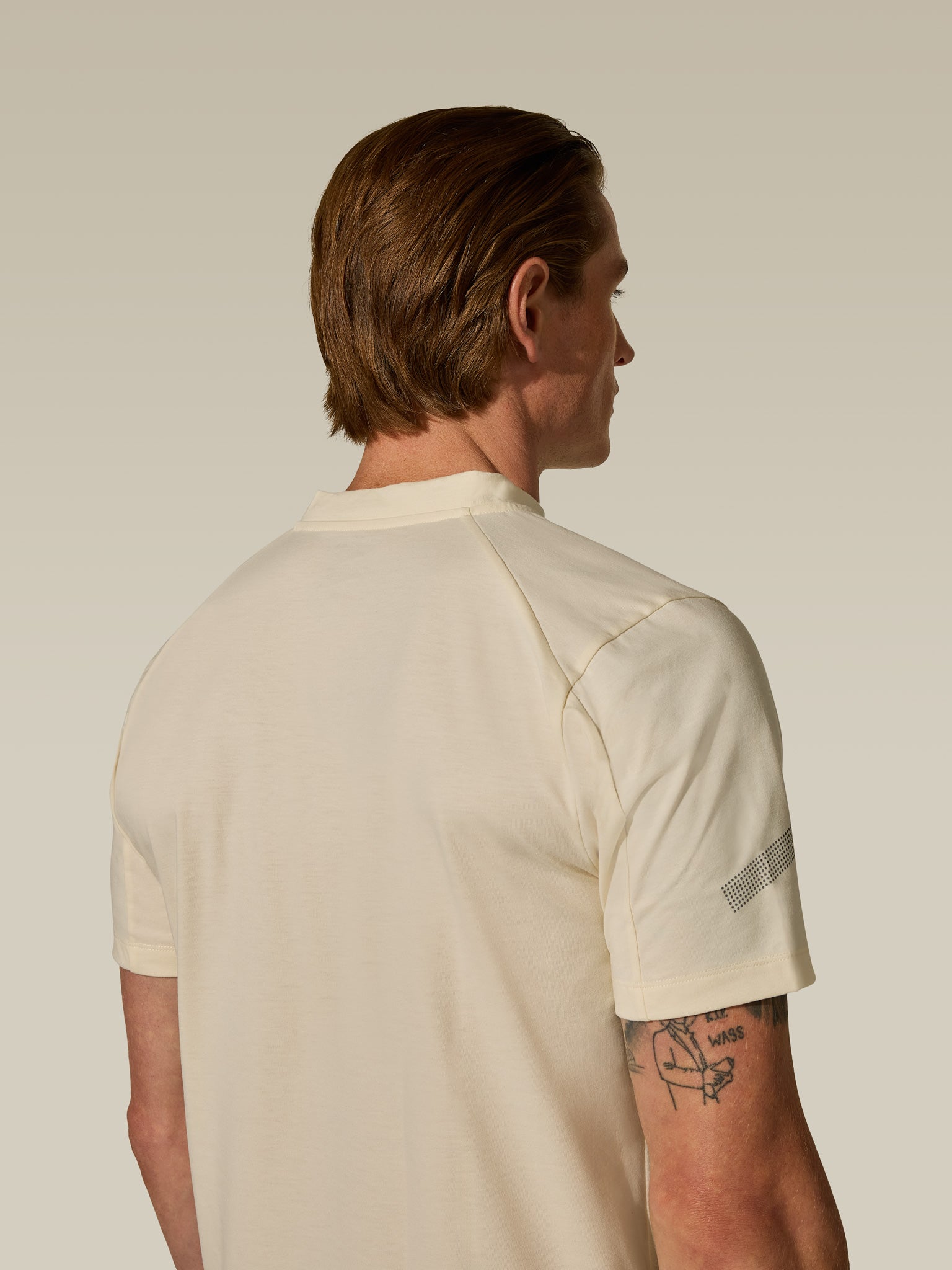 Sports Kit Henley - Butter Cream