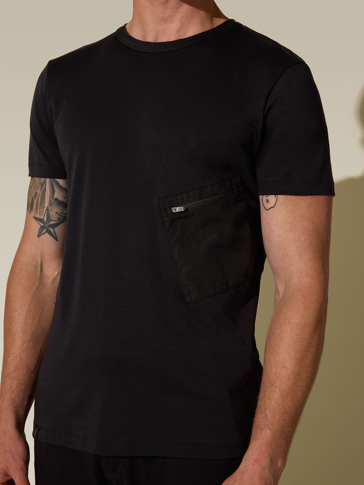 One Pocket Travel Tee - Black Beauty