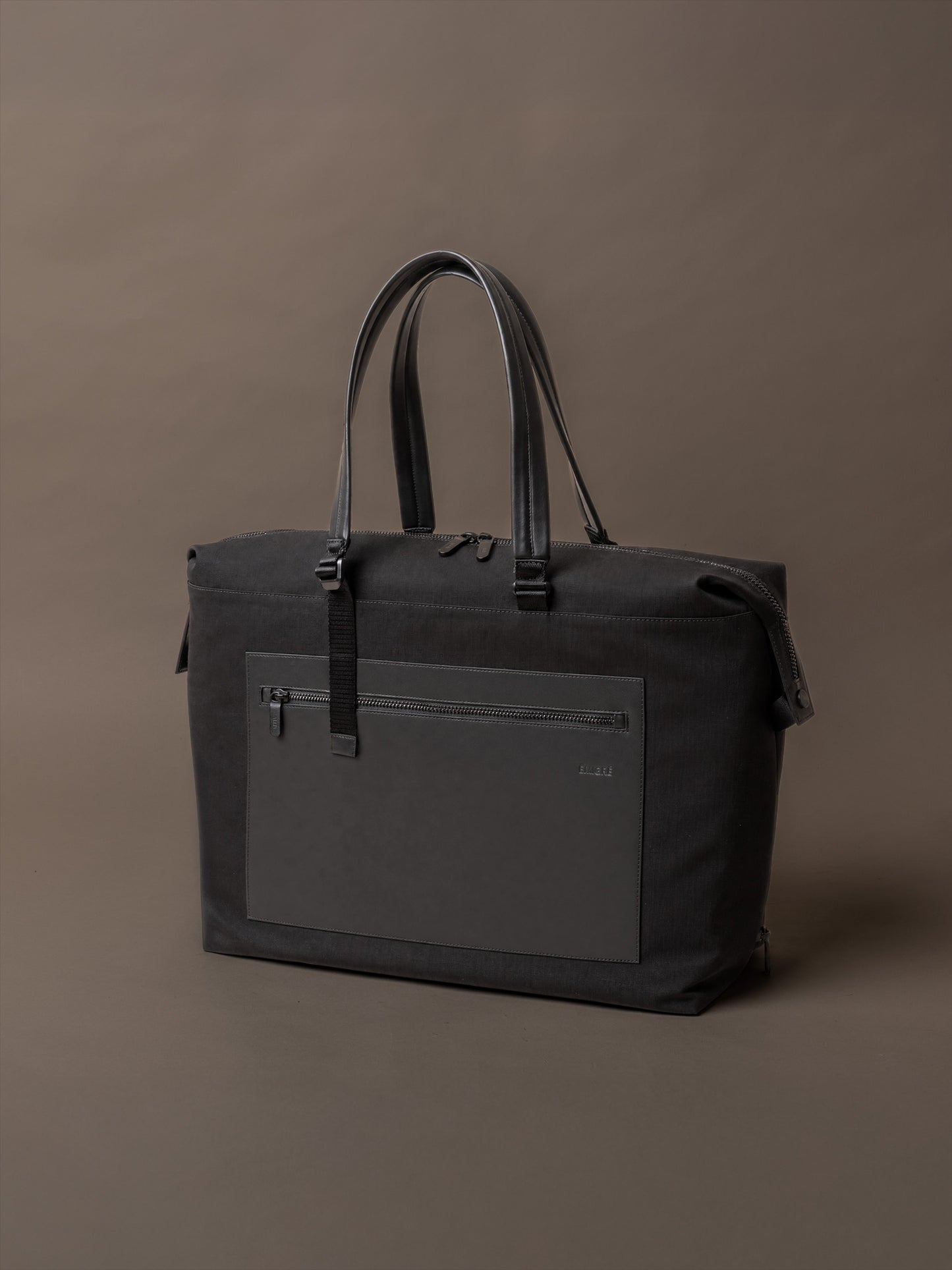 Adjustable Italian leather handles on The Studio Tote Bag