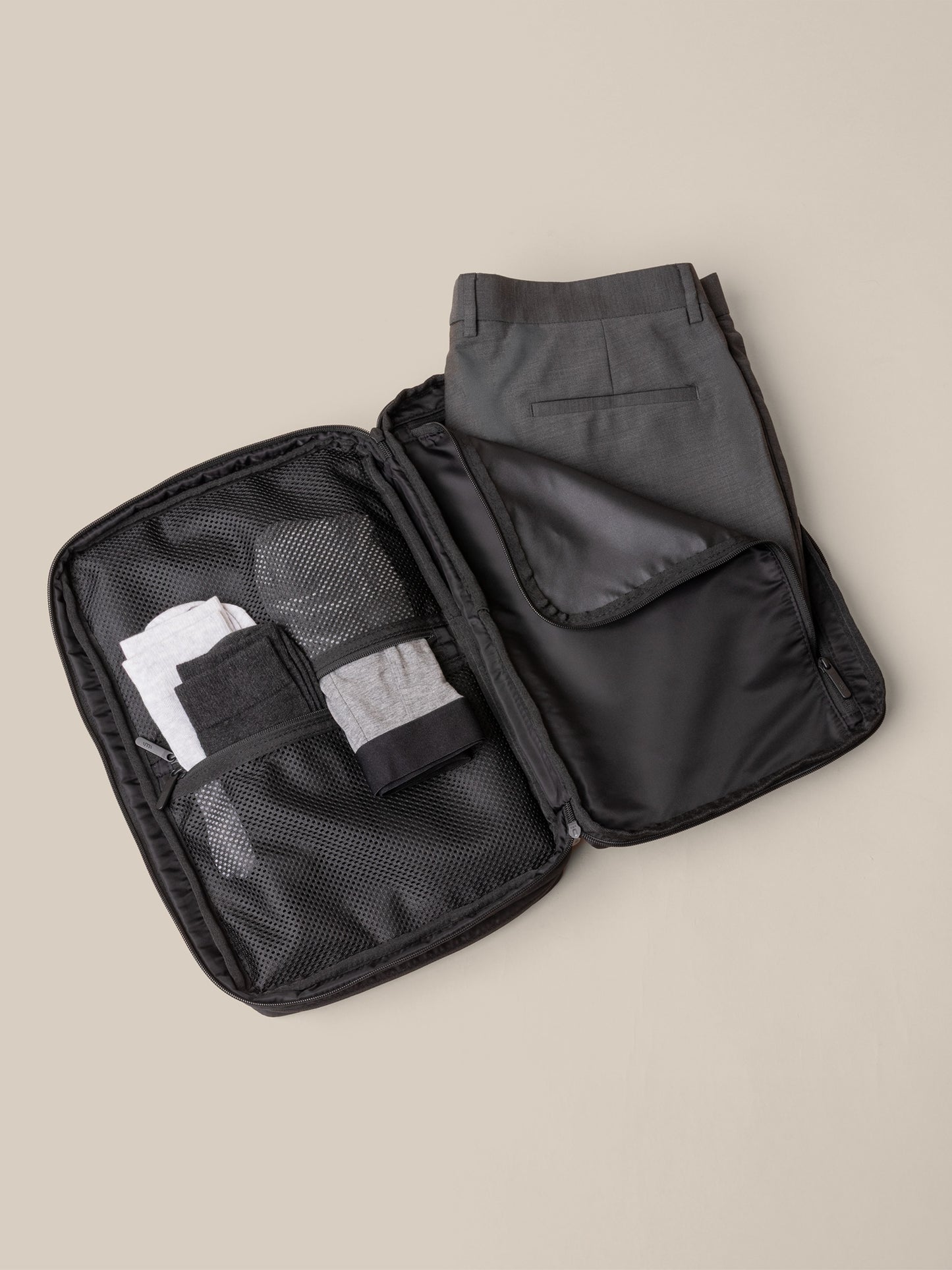 Garment Organiser L Black