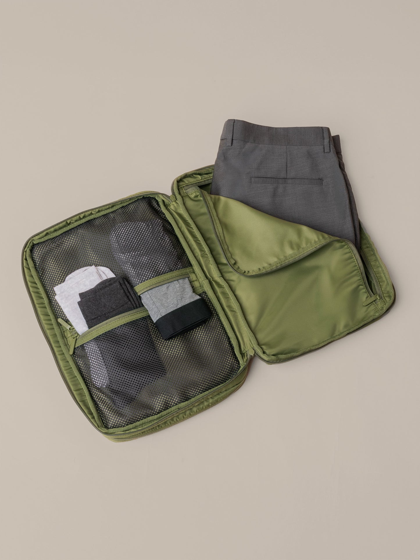 Garment Organiser L Olive