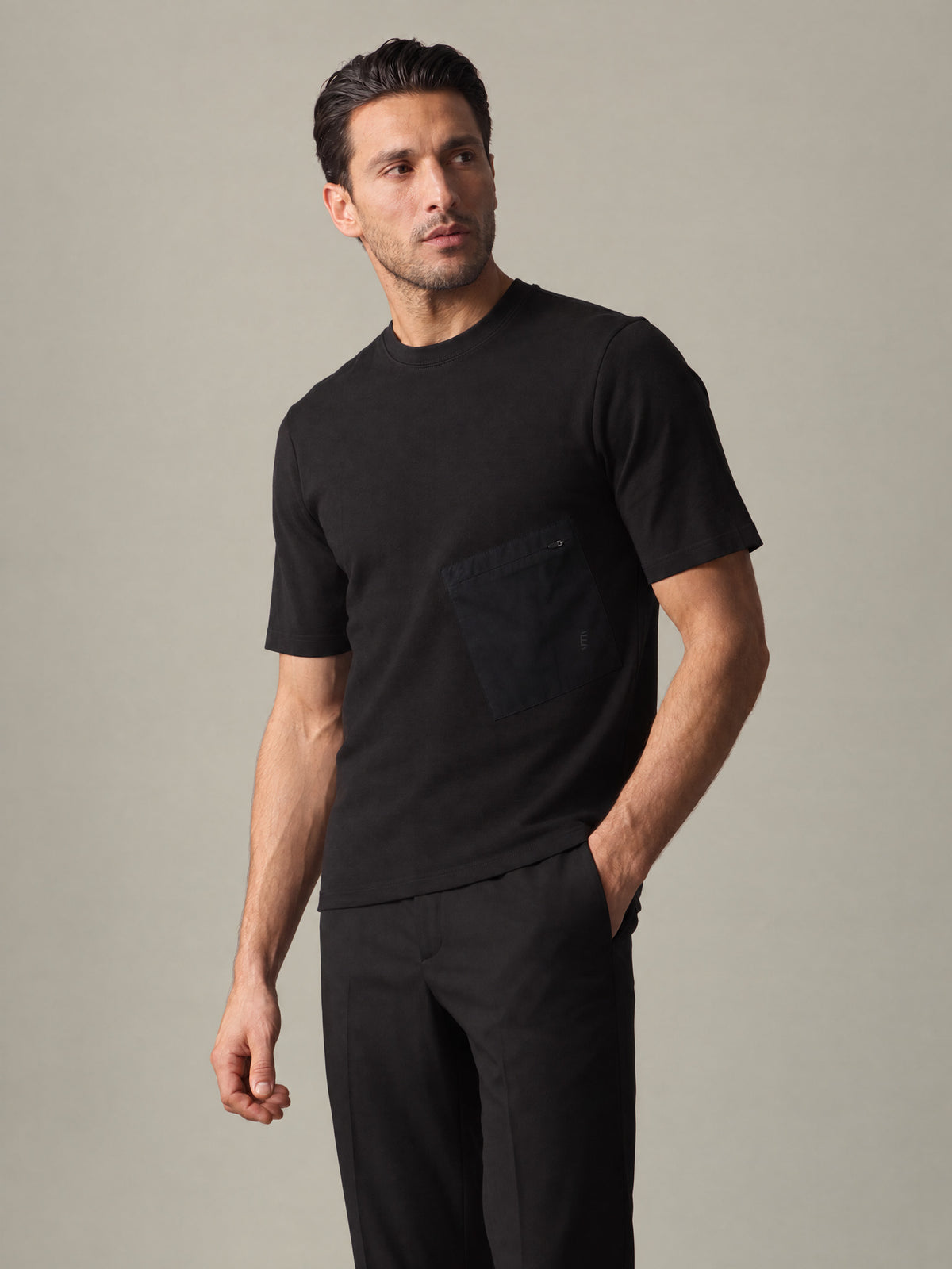 One Pocket T-shirt - Black Beauty